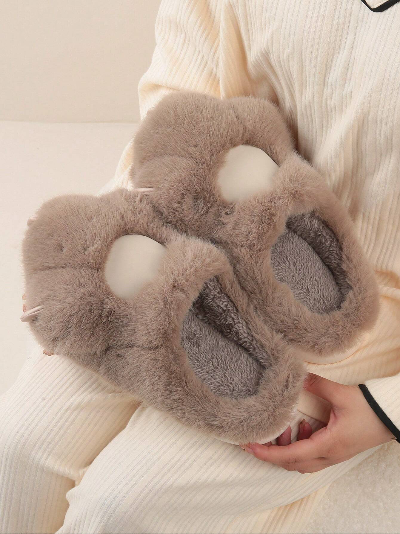 SnugSteps™ Plush Kitty Paw Slippers (Copy)