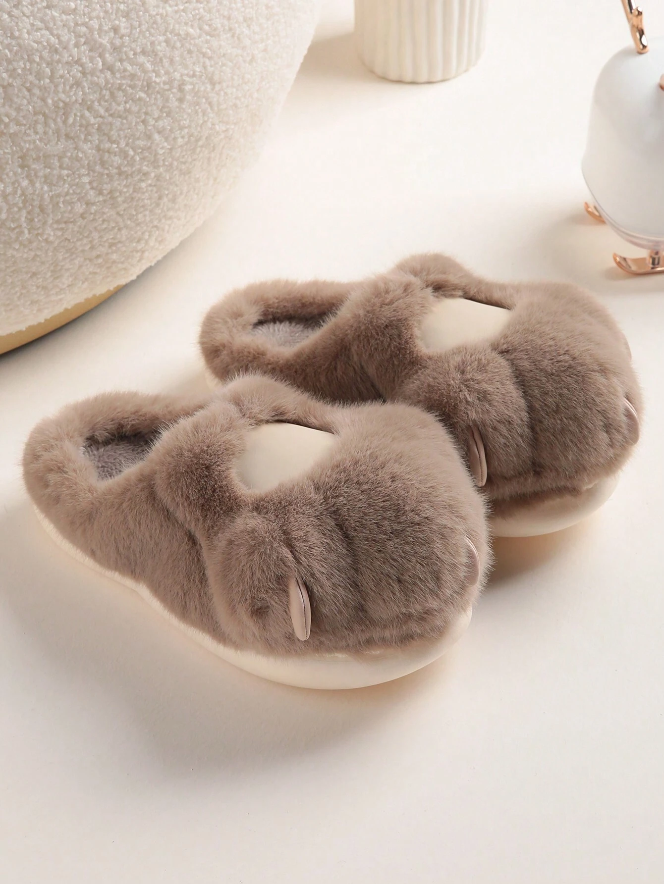 SnugSteps™ Plush Kitty Paw Slippers (Copy)