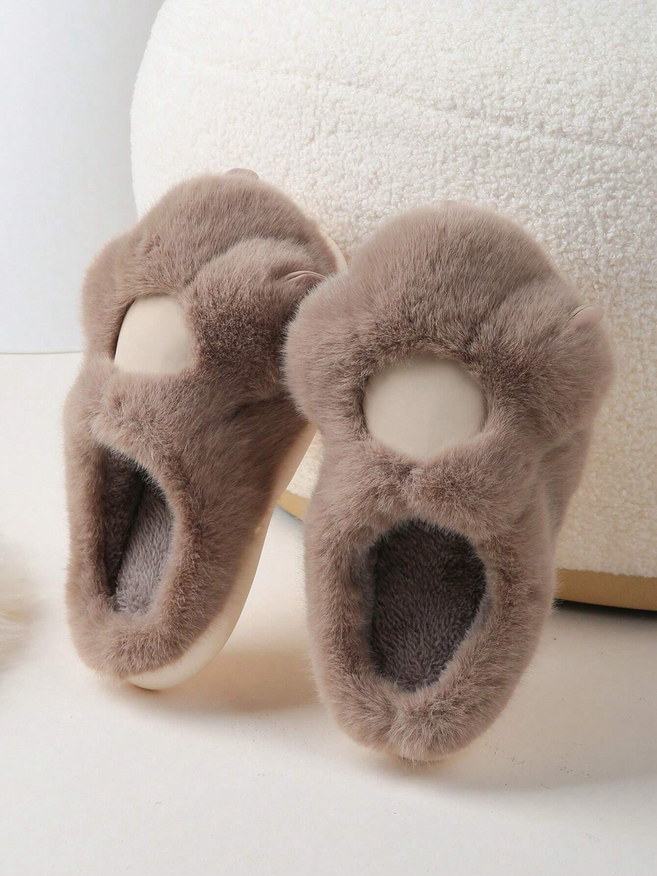 SnugSteps™ Plush Kitty Paw Slippers (Copy)