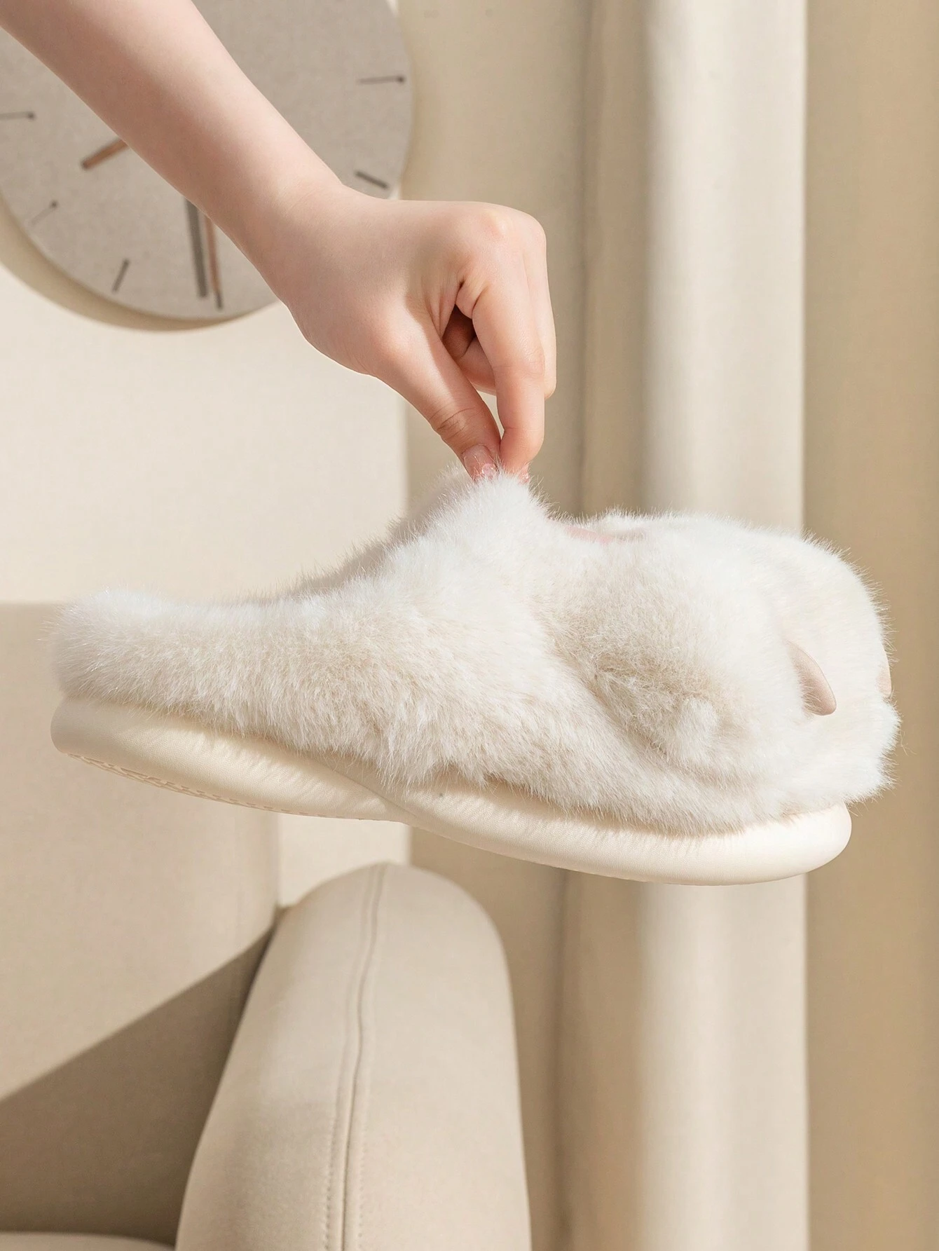 SnugSteps™ Plush Kitty Paw Slippers (Copy)